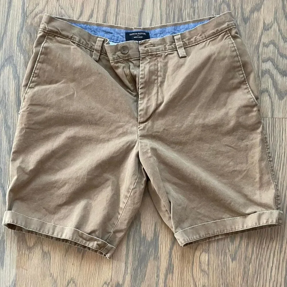 Banana-republic Men's Tan and Brown Shorts